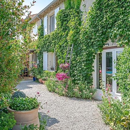 Chambres d'Hôtes et Gîtes Le Mas Mellou Orange  Extérieur photo