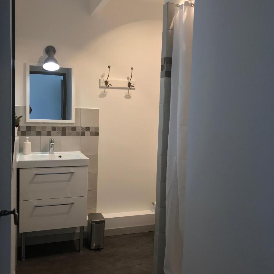 Chambres d'Hôtes et Gîtes Le Mas Mellou Orange  Extérieur photo
