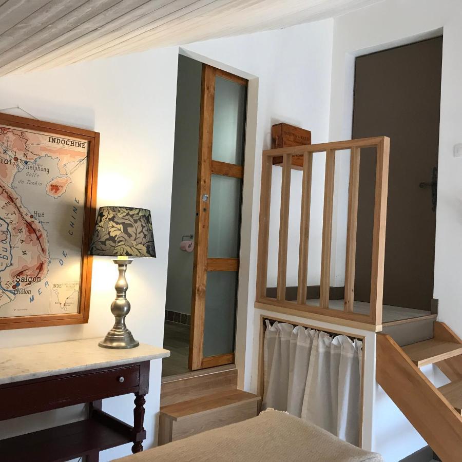 Chambres d'Hôtes et Gîtes Le Mas Mellou Orange  Extérieur photo